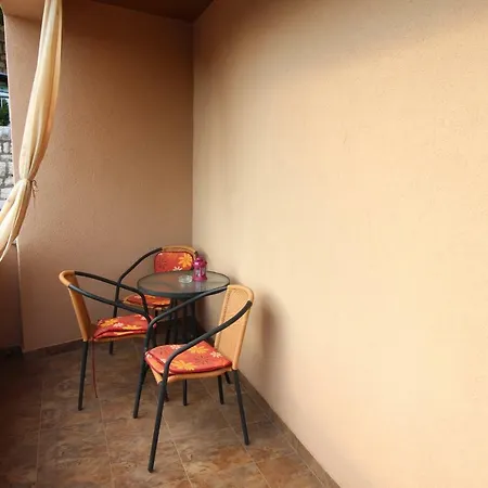 Irena Apartamento *